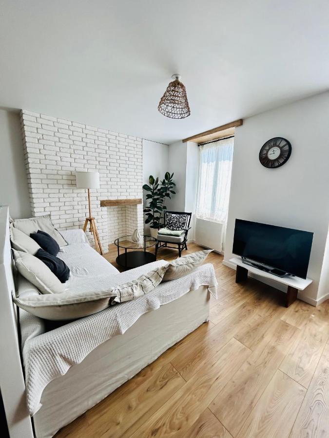 Appartement Cottage Au Coeur De Немур Екстер'єр фото